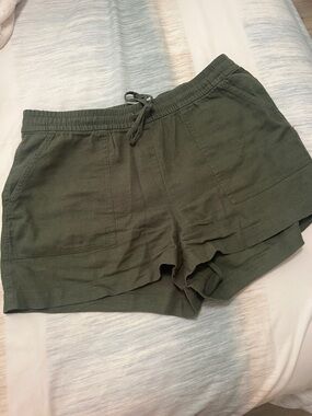 2/$7 J. Crew Olive Green Drawstring Linen-Blend shorts